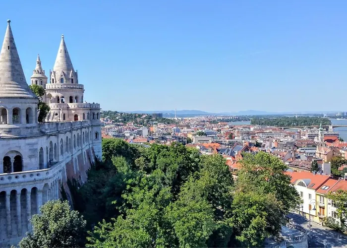 Castle Stallion Apartament *