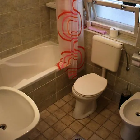 Castle Stallion * בודפשט